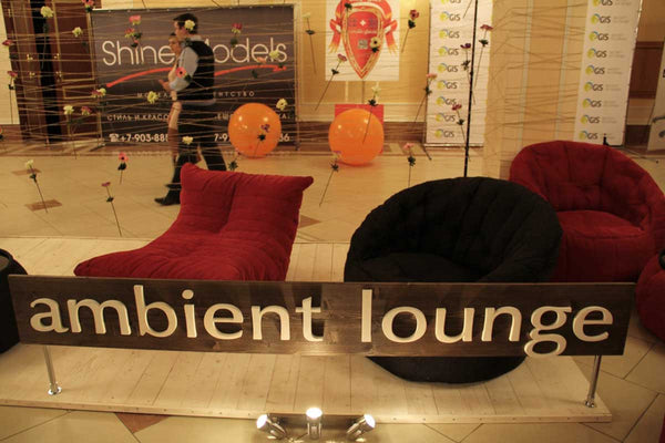 Butterfly Sofa Bean Bag in Wildberry Deluxe (Indoor)