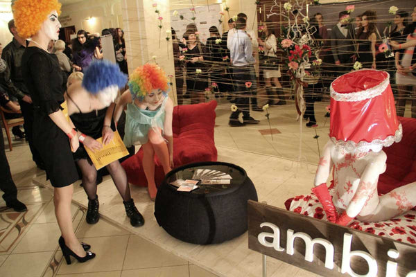 Versa Table Bean Bag in Black Sapphire (Indoor)